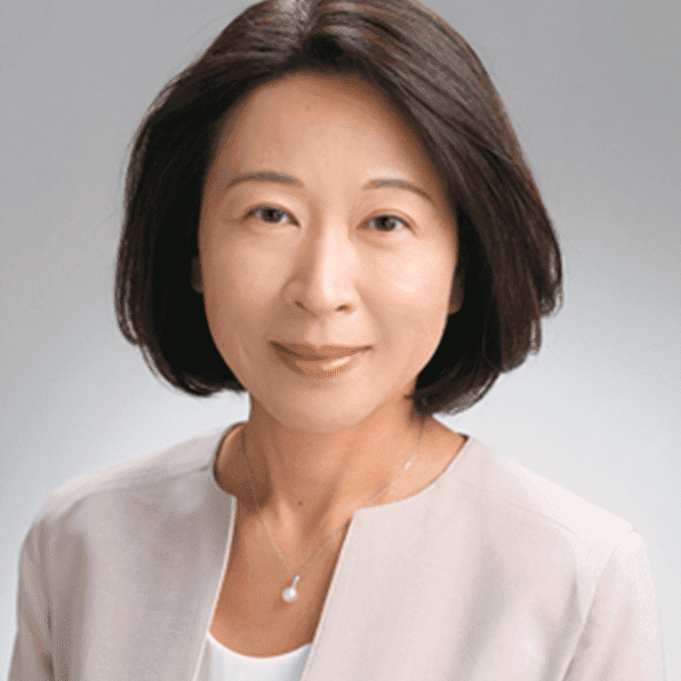 山形 律子